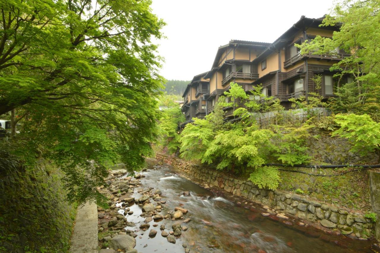 Отель Kurokawa Onsen Oku No Yu Минамиогуни Экстерьер фото