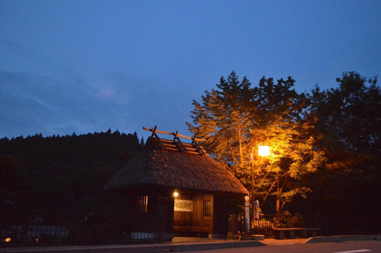 Отель Kurokawa Onsen Oku No Yu Минамиогуни Экстерьер фото